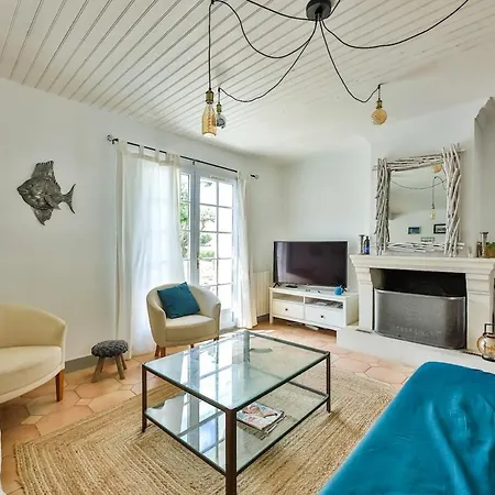 Grande Maison De Famille Avec Piscine Proche