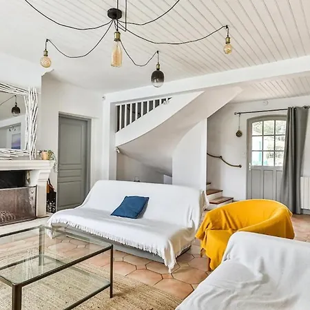 Grande Maison De Famille Avec Piscine Proche Vila