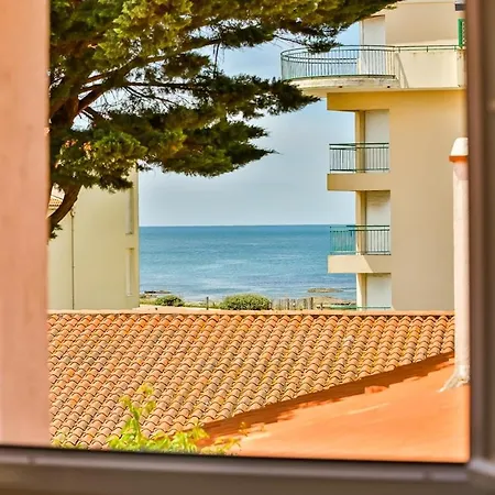 Vila Grande Maison De Famille Avec Piscine Proche
